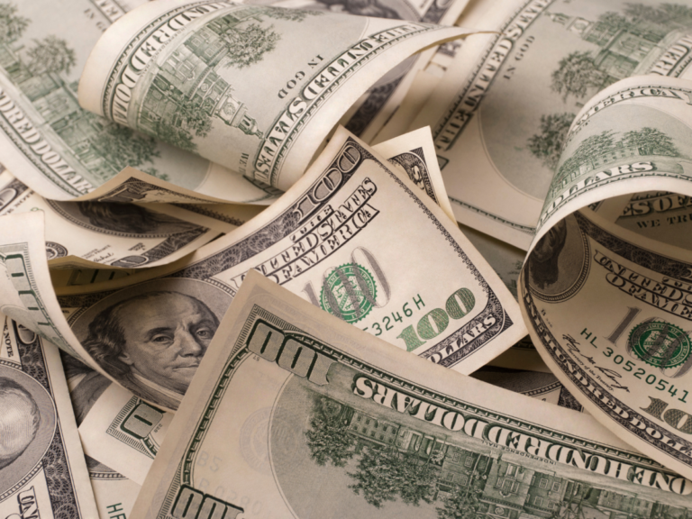 How to Start an Emergency Fund (Even If You’re Living Paycheck to Paycheck)